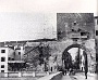 Padova-Porta e ponte Molino in una veduta tardo ottocentesca prima dell'apertura del passaggio pedonale.